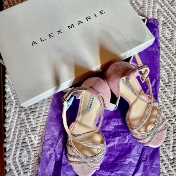 Pretty! Rhinestone and Pink Stacked Heel Shoes (NWT) - Picture 2 of 14